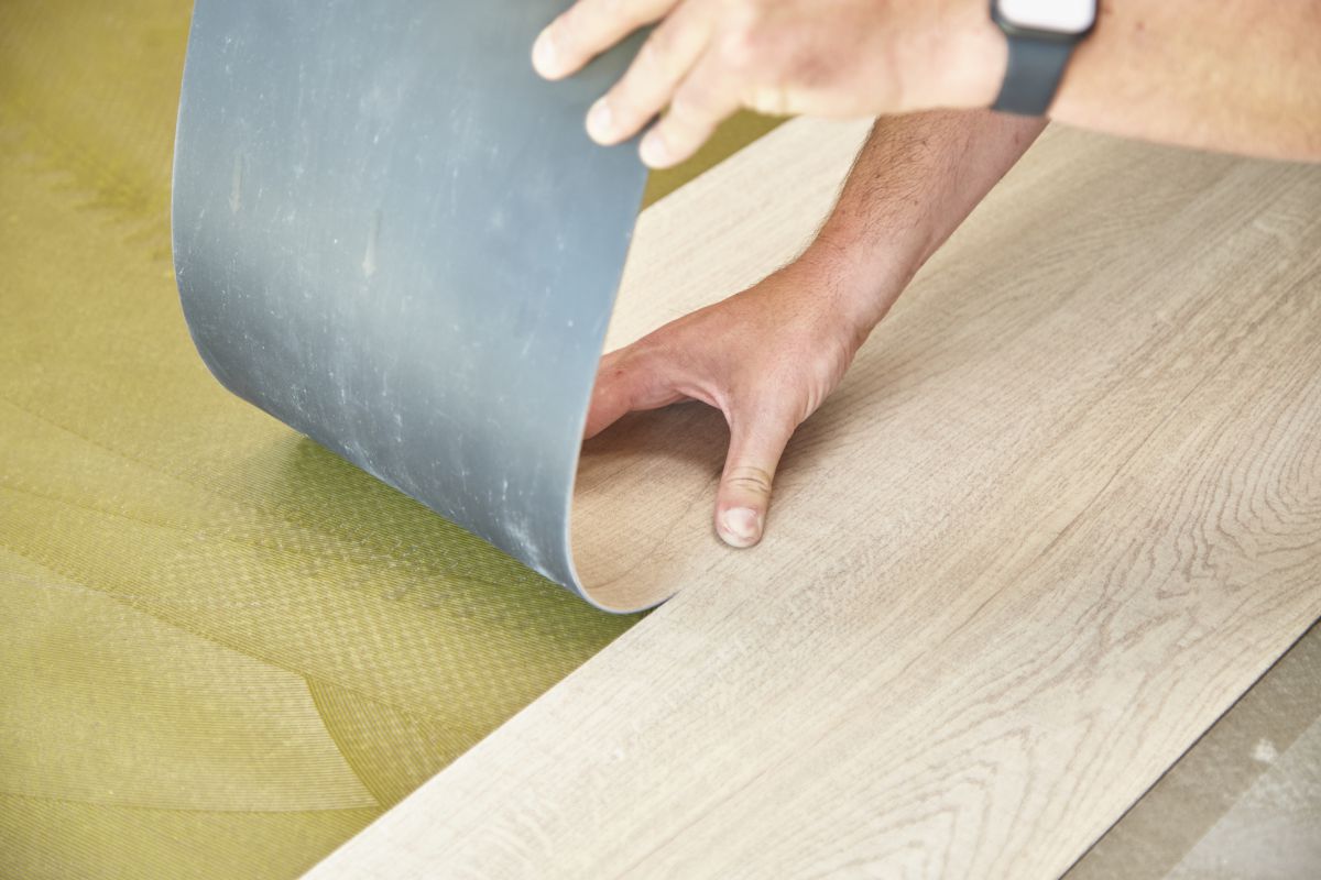 Dispersionsklebstoff mit extralanger Einlegezeit