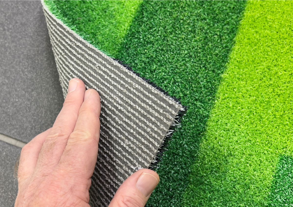 Flexibler Druck auf Kunstrasen aus PET-Flaschen