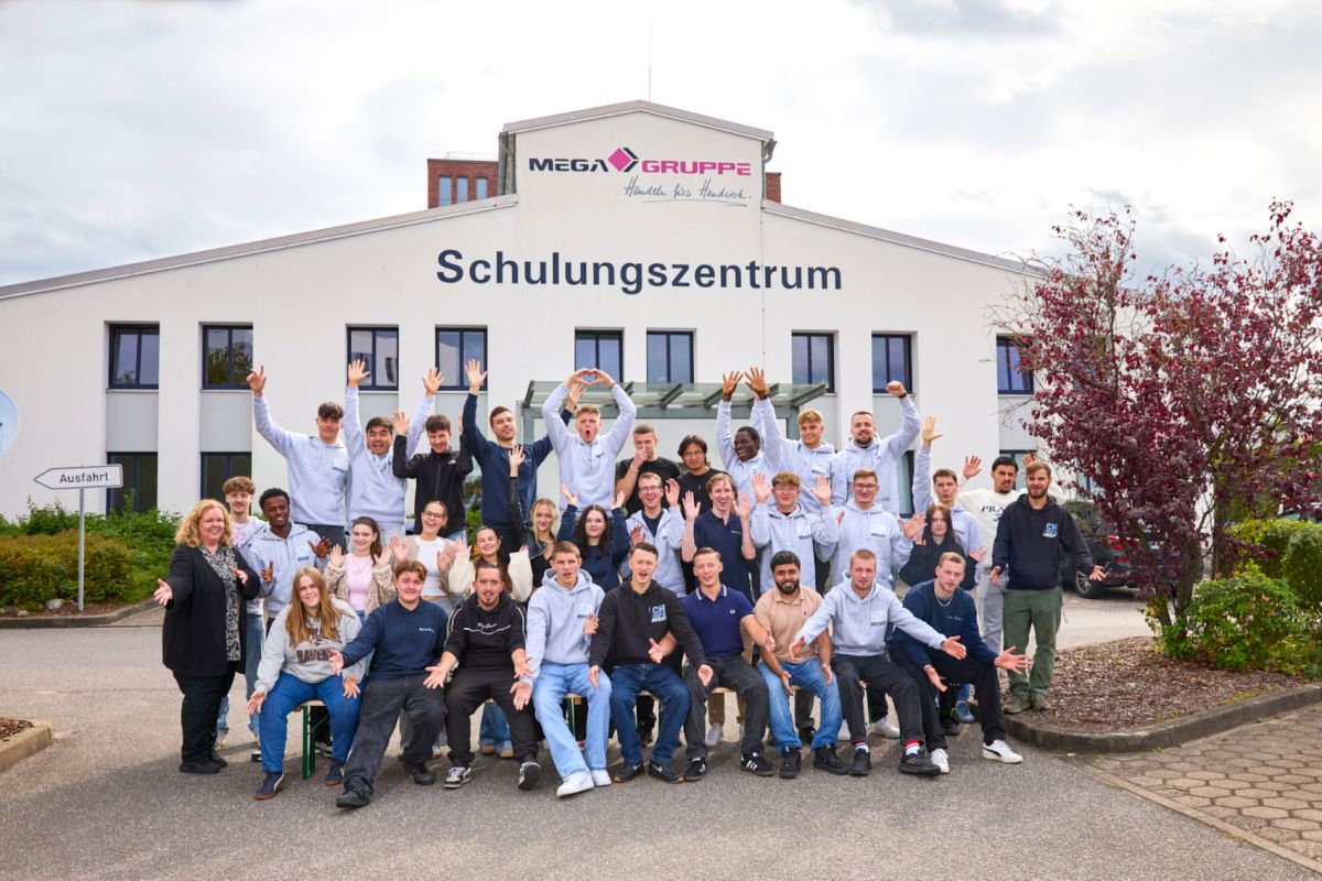 Mega: 35 Azubis starten ins Berufsleben