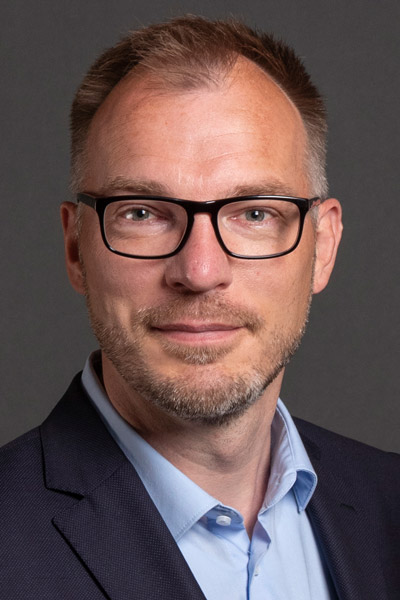 Stefan Walther Meisterwerke bauen Objektgeschäft aus
