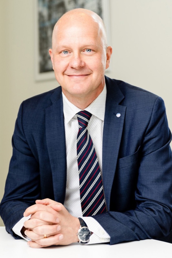 Velux: Lars Petersson folgt David Briggs als CEO