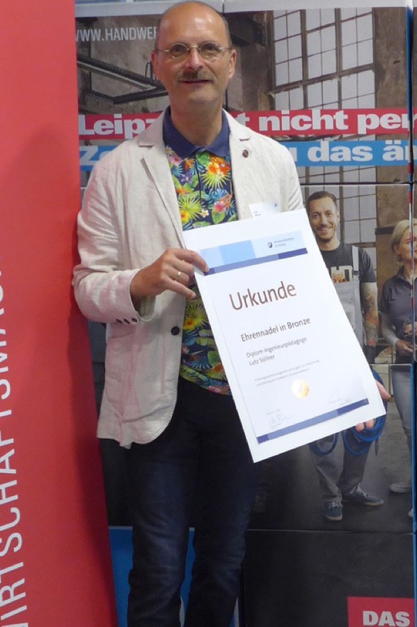 Lutz Söllner mit Ehrennadel der HWK Leipzig gewürdigt