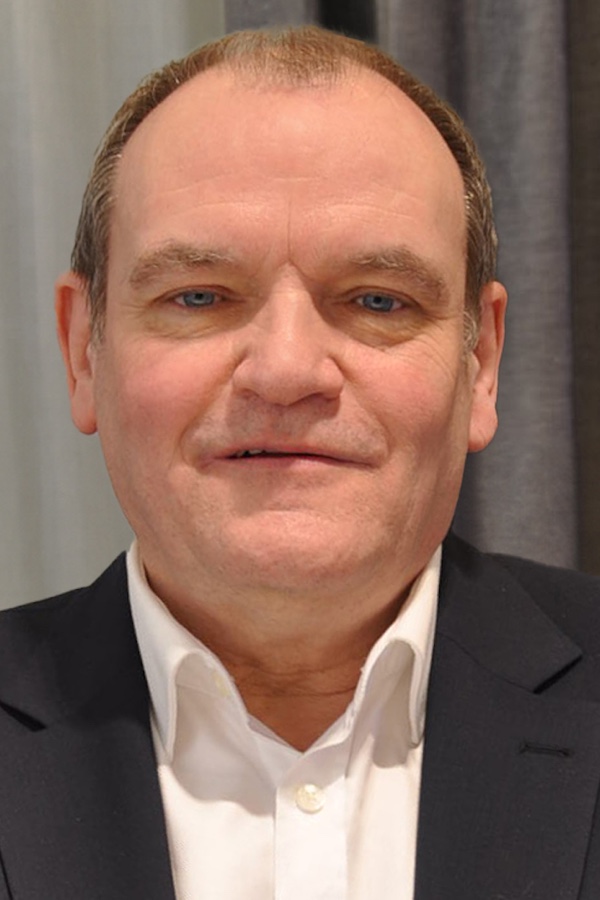 Jochen Bömeke Modulyss: Bömeke geht in Ruhestand, neue Vertriebs-Doppelspitze übernimmt