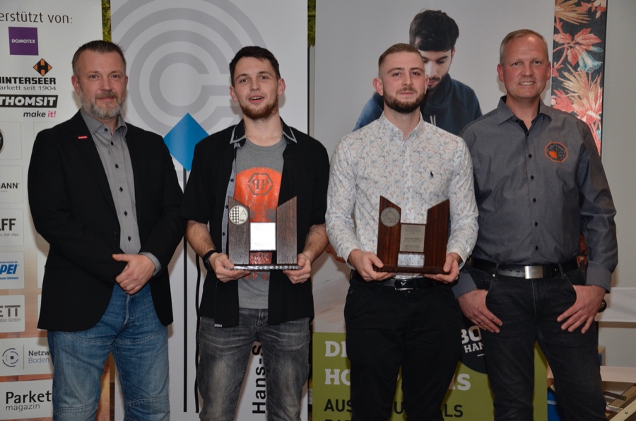 Siegerehrung 2023: Tobias Michalak (BVPF), Bundessieger Till Baumann, Bundessieger Arian Rama und Robert Mutschall (BVPF). BVPF: Till Baumann und Arian Rama siegen bei Deutscher Meisterschaft 2023