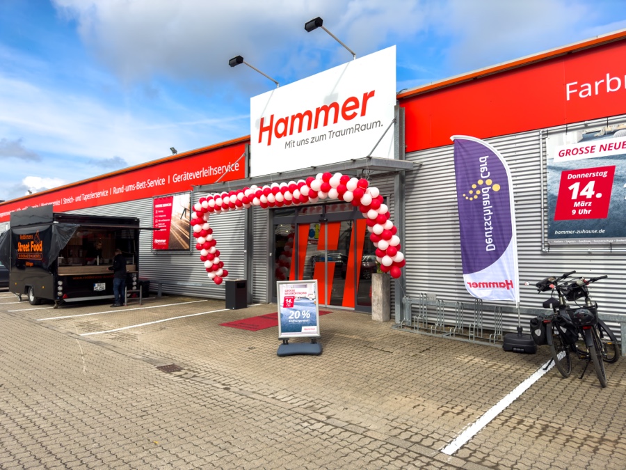 Hammer Fachmarkt: Eröffnung in Göttingen, Schließung in Schwerin