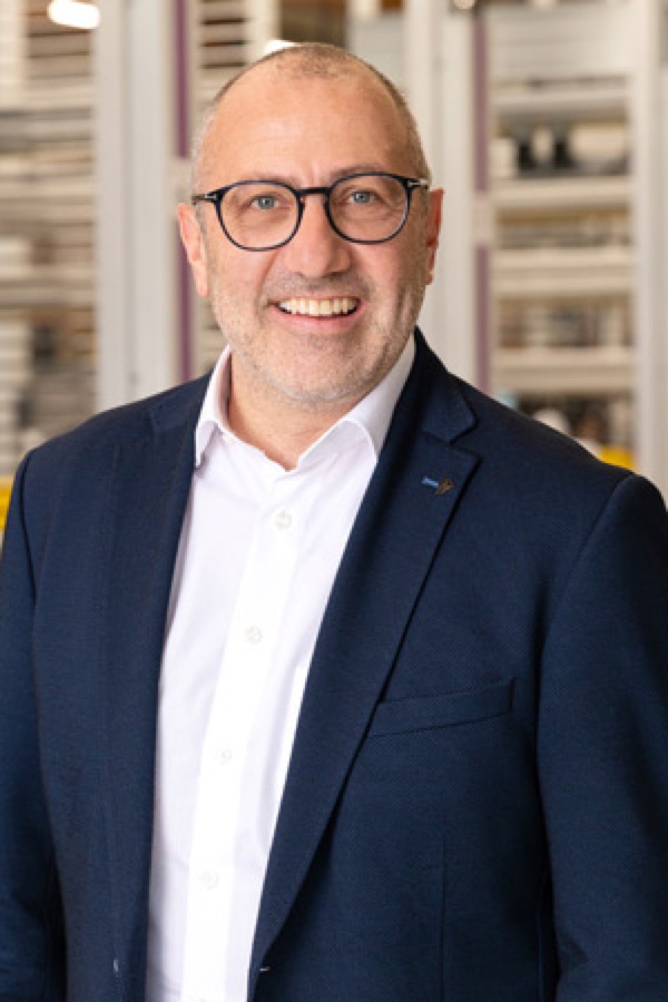 Hella fährt 2023 mit 214 Mio. EUR stabilen Umsatz ein 