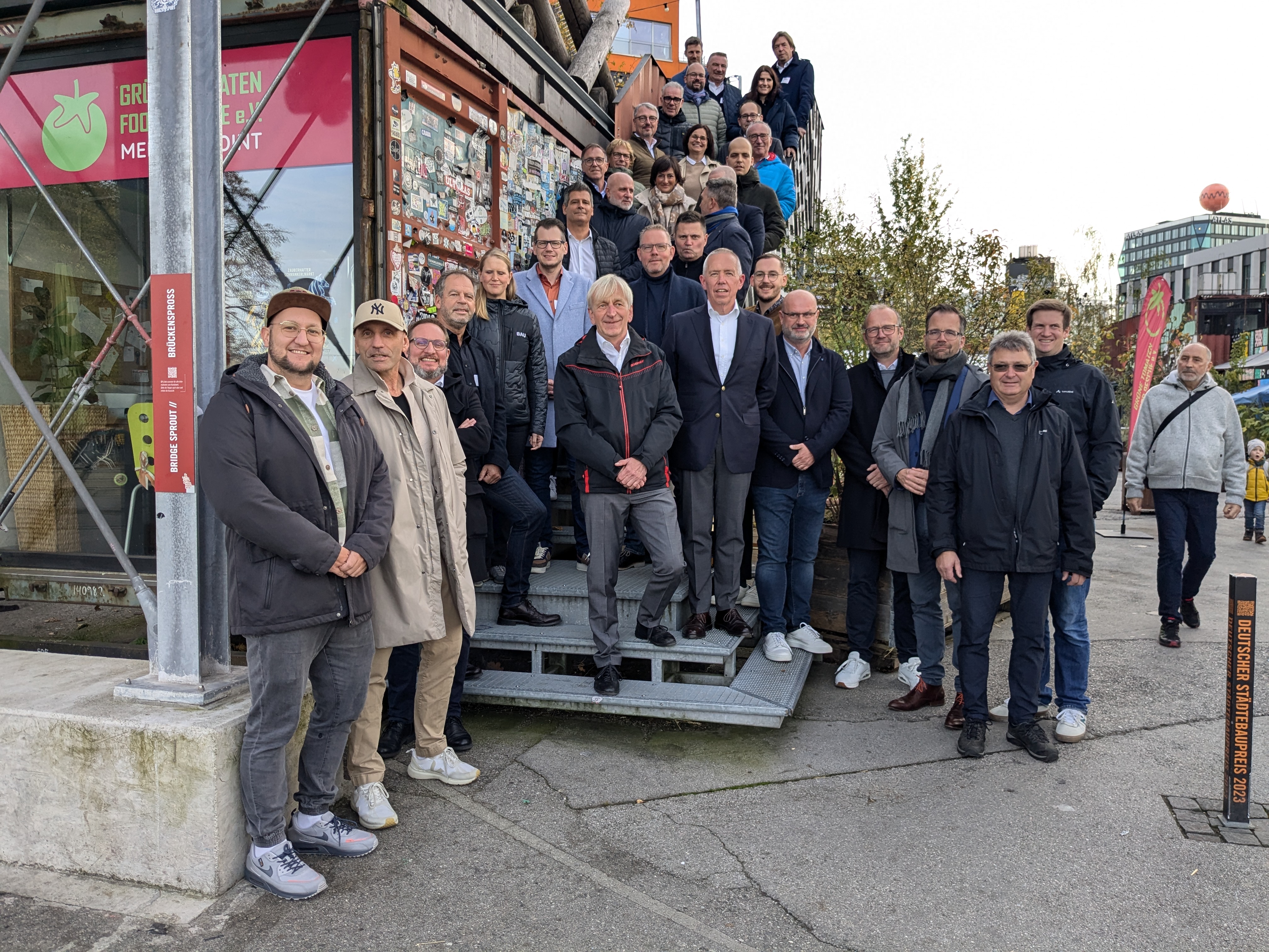 Rund 50 Vertreter der ordentlichen Mitglieder und Fördermitglieder kamen zur FEB-Jahrestagung nach München. FEB: Absatzrückgang schwächt sich ab