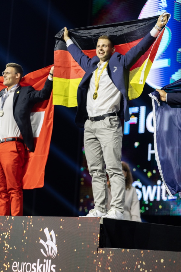Franz Lehnert aus Bayern gewinnt Gold im Wettbewerb der Stuckateure. Euroskills 2025: Stuckateur holt Goldmedaille, Malerin erringt Silber