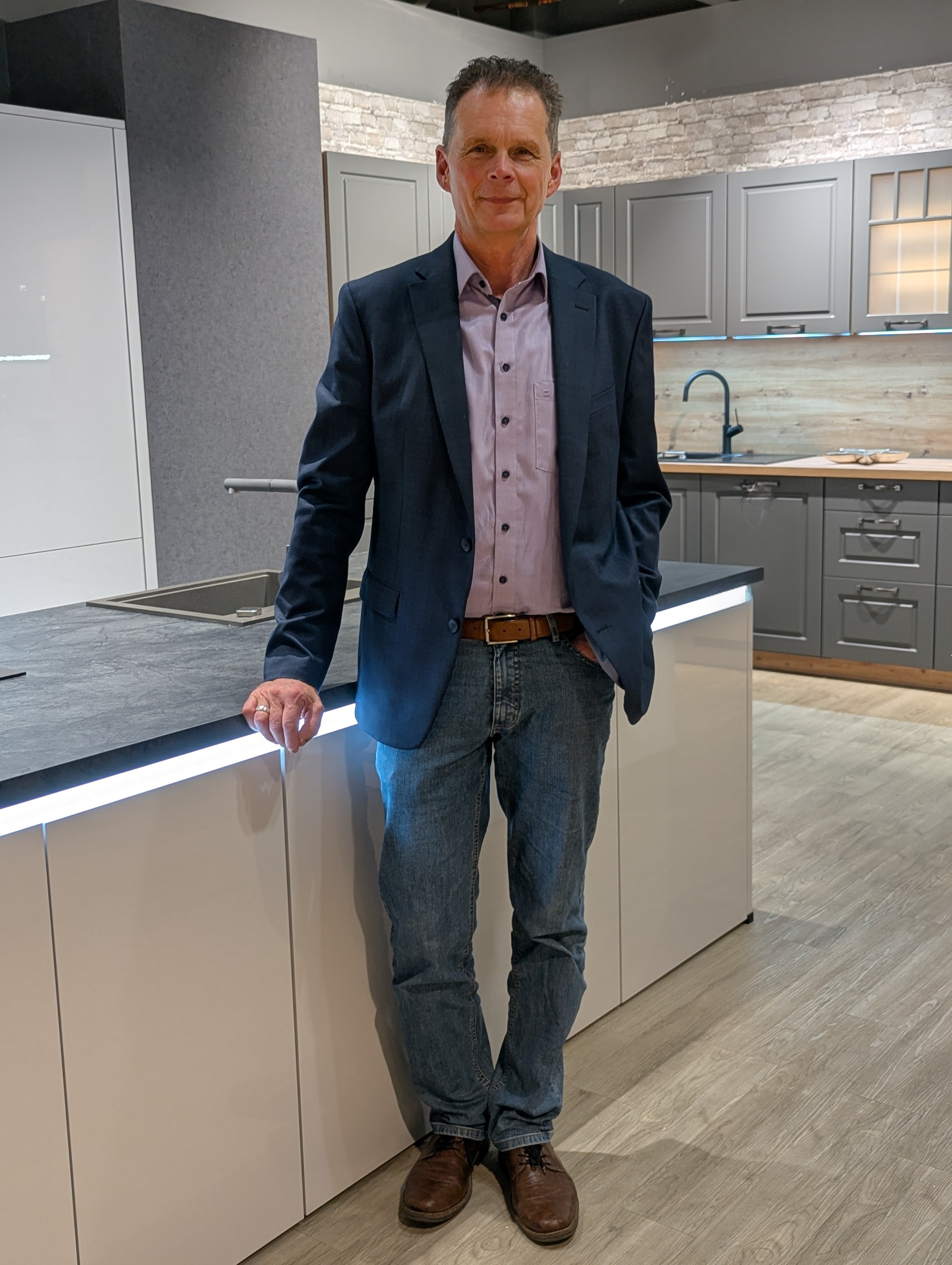 BVDM-Präsident Dirk Tesch: "Die Zahlen zeigen deutlich, dass sich der Möbelhandel weiterhin in
einem anspruchsvollen Marktumfeld bewegt." Möbelhandel 2025 mit leichten Einbußen