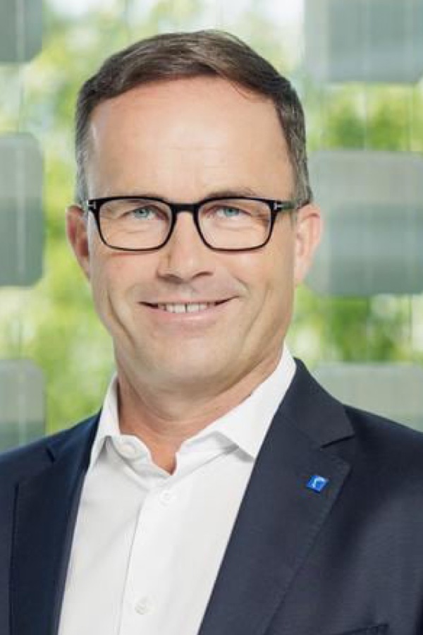 Deutsche Messe verlängert Vertrag mit Dr. Köckler
