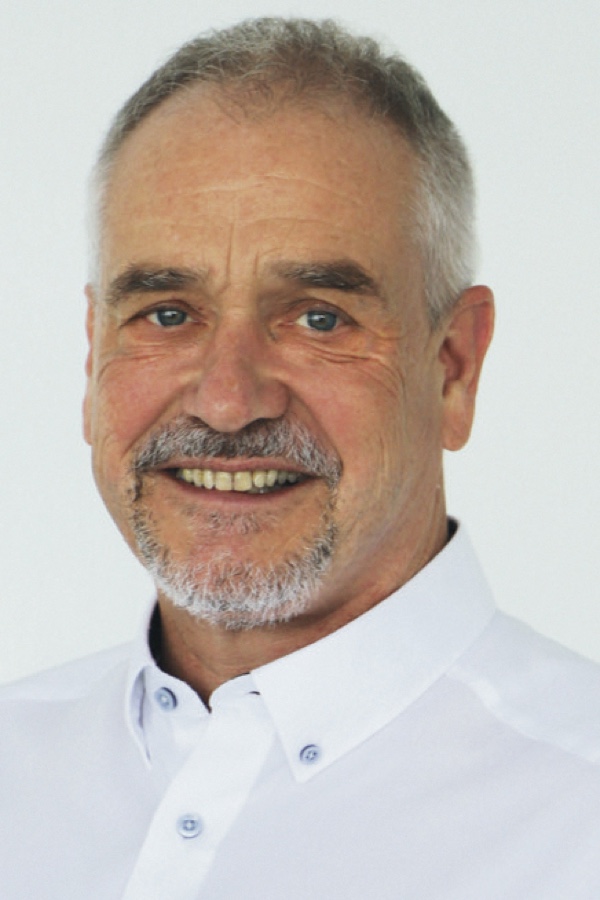 Berthold Riechers Marburger Tapetenfabrik: Berthold Riechers übernimmt Exportleitung