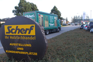 Das Scherf-Logo wir in allen Unternehmesbereichen genutzt, auch für die Beschriftung der neun eigenen Lkw